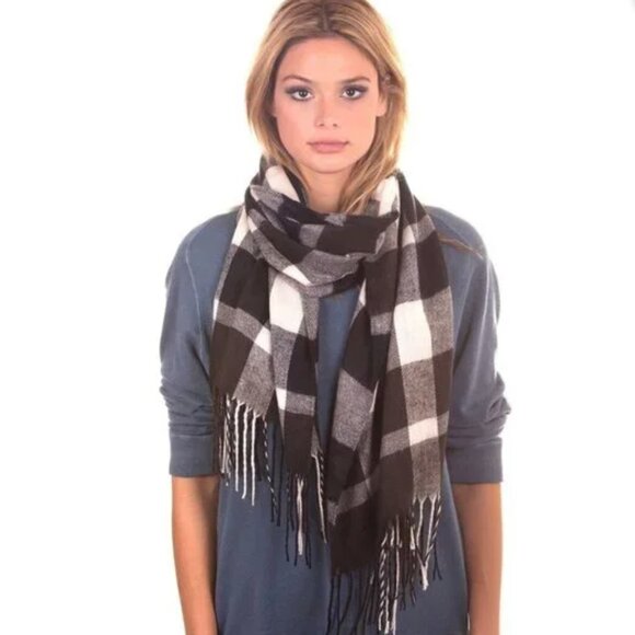 Super soft plaid scarf - Picture 3 of 4